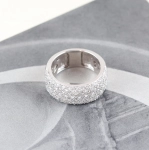 Anillo con diamantes