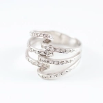 Anillo con diamantes