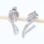Pendientes con brillantes