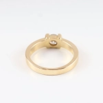 Anillo con diamantes