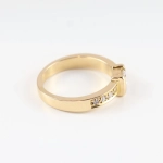 Anillo con diamantes