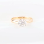 Anillo con diamantes