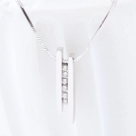 Gargantilla con diamantes