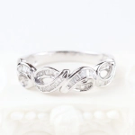 Anillo con diamantes