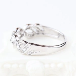Anillo con diamantes