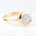 Anillo con brillantes