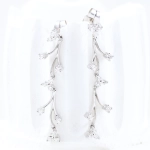 Pendientes alargados con brillantes