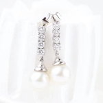 Pendientes vintage con diamantes y perlas