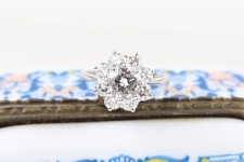 Roseta vintage con diamantes