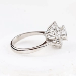 Roseta vintage con diamantes