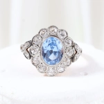 Roseta vintage con diamantes