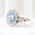 Roseta vintage con diamantes