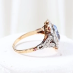 Roseta vintage con diamantes