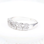 Anillo TOUS oso con diamantes en oro blanco 18K