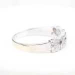Anillo TOUS oso con diamantes en oro blanco 18K