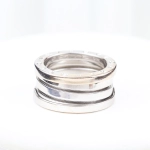 Anillo Bvlgari B.Zero1 en oro blanco 18K