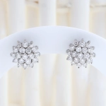 Pendientes convertibles de diamantes y perlas cultivadas en oro blanco 18K
