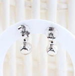 Pendientes convertibles de diamantes y perlas cultivadas en oro blanco 18K
