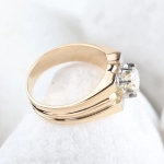 Solitario caballero oro bicolor 18K con diamante natural 0,89 ct 