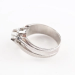 Anillo de caballero oro blanco 18K con diamante natural 0,60 ct