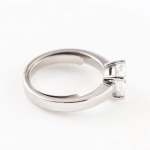 Anillo solitario de oro blanco 18K con diamante natural 1,72 ct