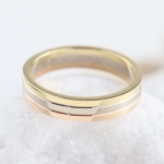 Anillo Cartier Trinity de oro 18K 