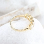 Cinquillo de diamantes 1,28 ct en oro amarillo de 18K