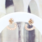 Pendientes de aro abierto con diamantes en oro rosa 18K – 0,26 ct
