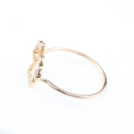 Anillo de trébol con diamantes en oro amarillo 18K – 0,22 ct