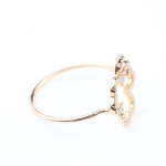Anillo de trébol con diamantes en oro amarillo 18K – 0,22 ct