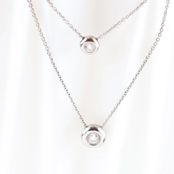 Gargantilla de diamantes en oro blanco 18K