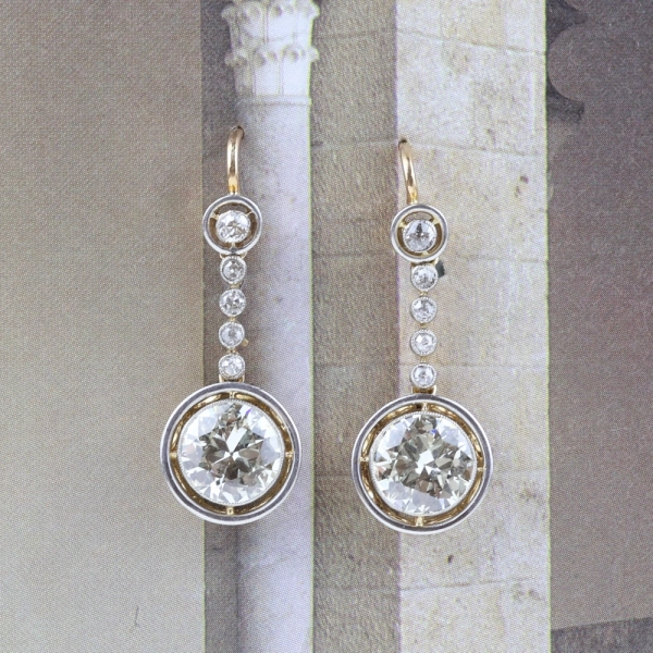Pendientes Belle Époque de diamantes en oro amarillo y oro blanco