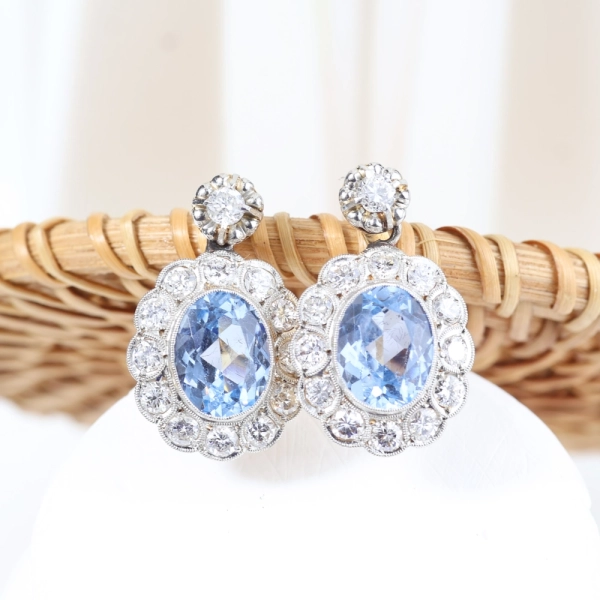 Pendientes vintage de diamantes y espinelas azules en oro 18K y platino