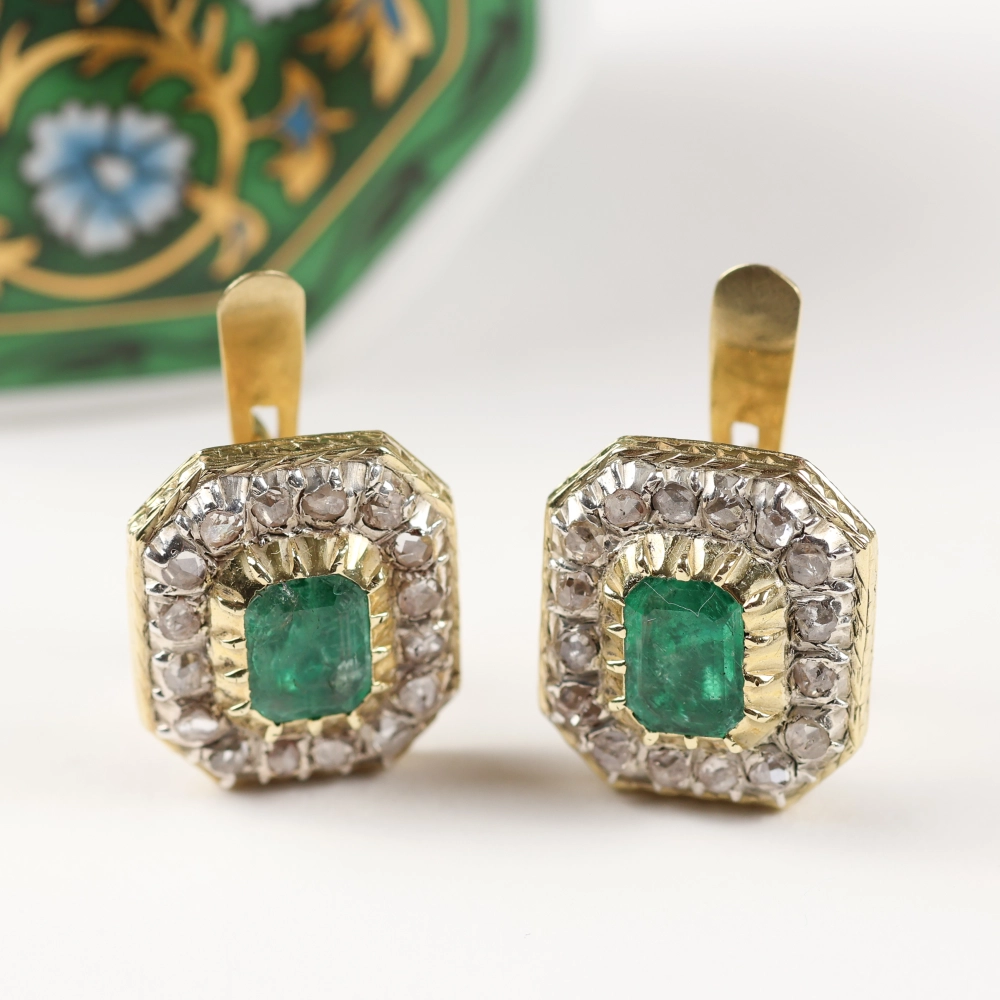 Pendientes vintage siglo XX